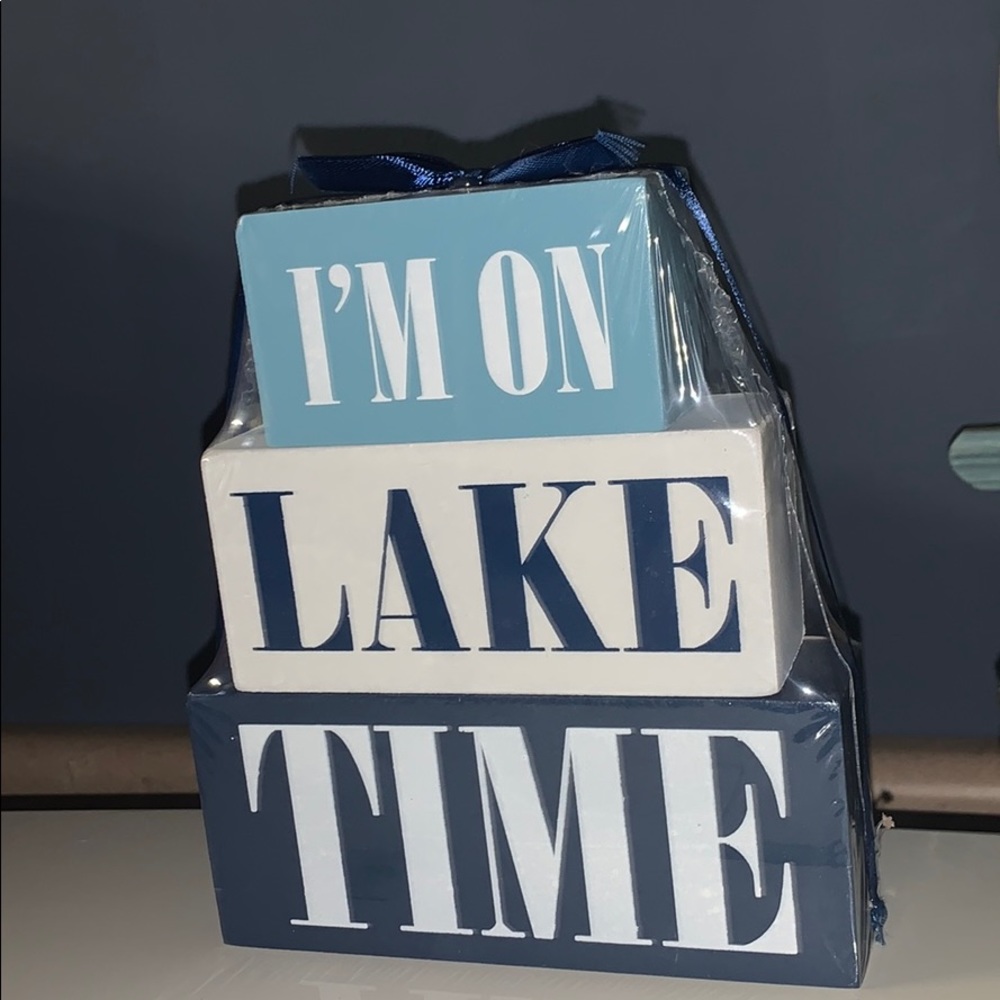 Lake House Decor